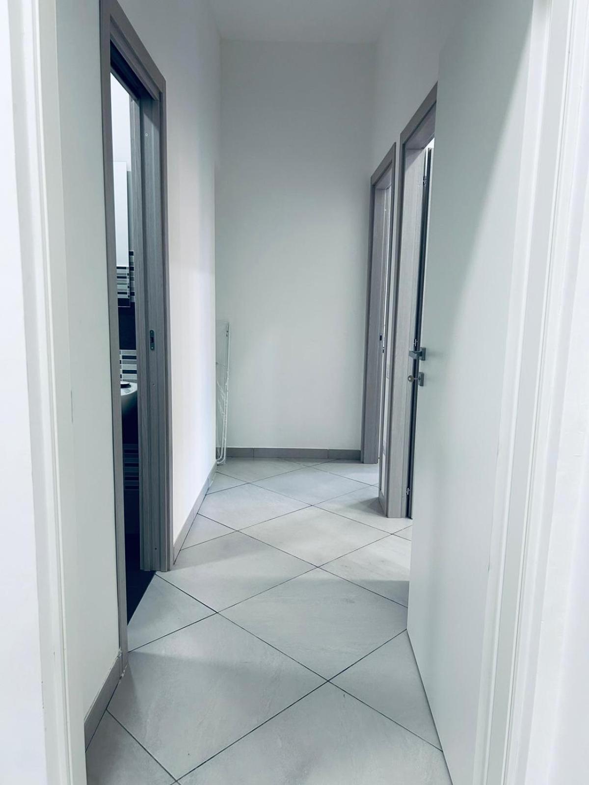 Casa Vacanze Nemesi Tyche Salerno Luaran gambar